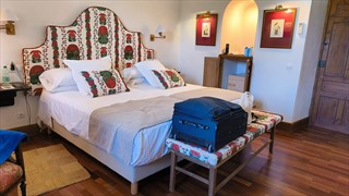 Hammer das Zimmer
